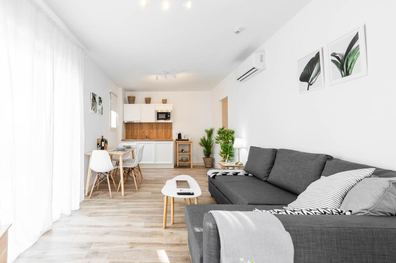 Apartamentos Toboso Plaza Нерха Екстер'єр фото 3D interior visualization