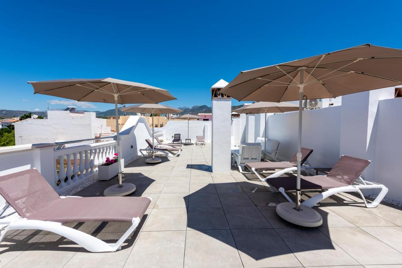 Apartamentos Toboso Plaza Нерха Екстер'єр фото Rooftop terrace